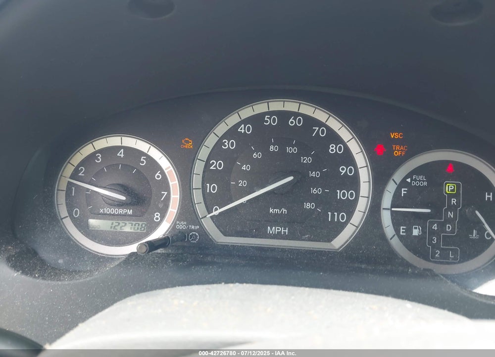 2004 TOYOTA SIENNA XLE VIN: 5TDZA22C44S131779