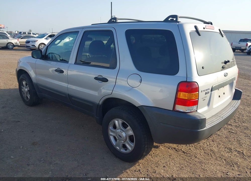 2003 FORD ESCAPE XLT VIN: 1FMYU93173KE13411