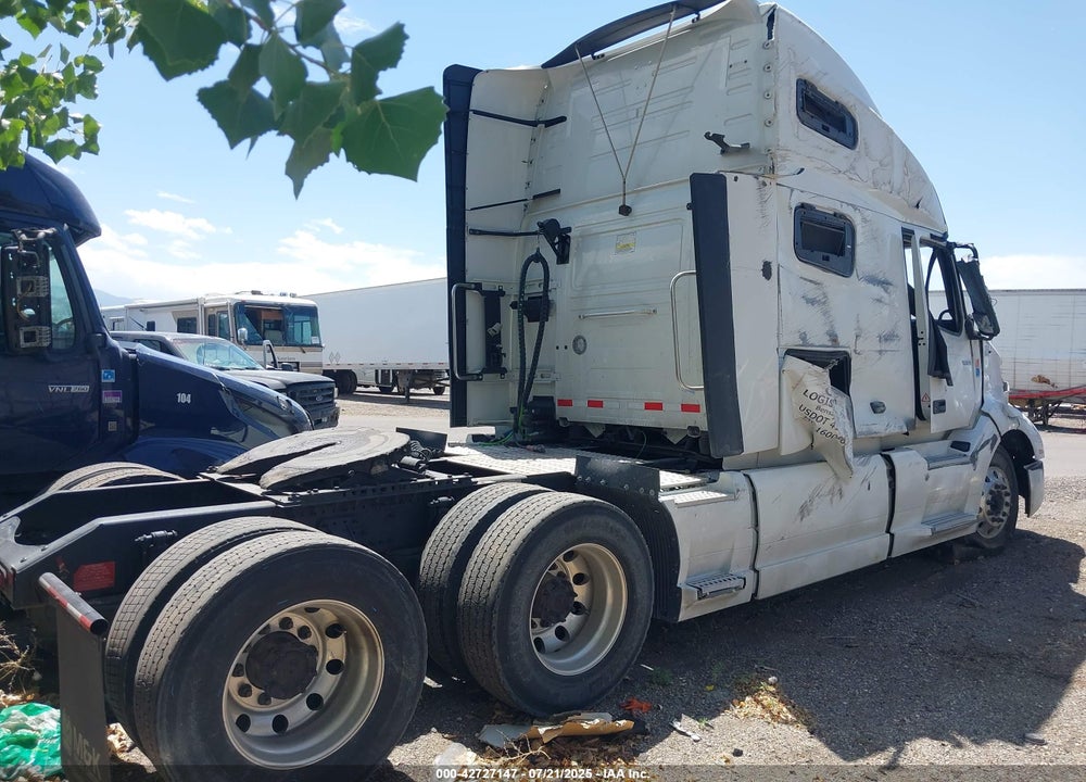 2021 VOLVO VNL VIN: 4V4NC9EH4MN268675