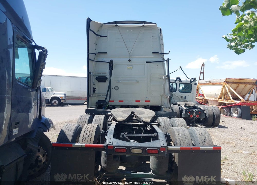 2021 VOLVO VNL VIN: 4V4NC9EH4MN268675