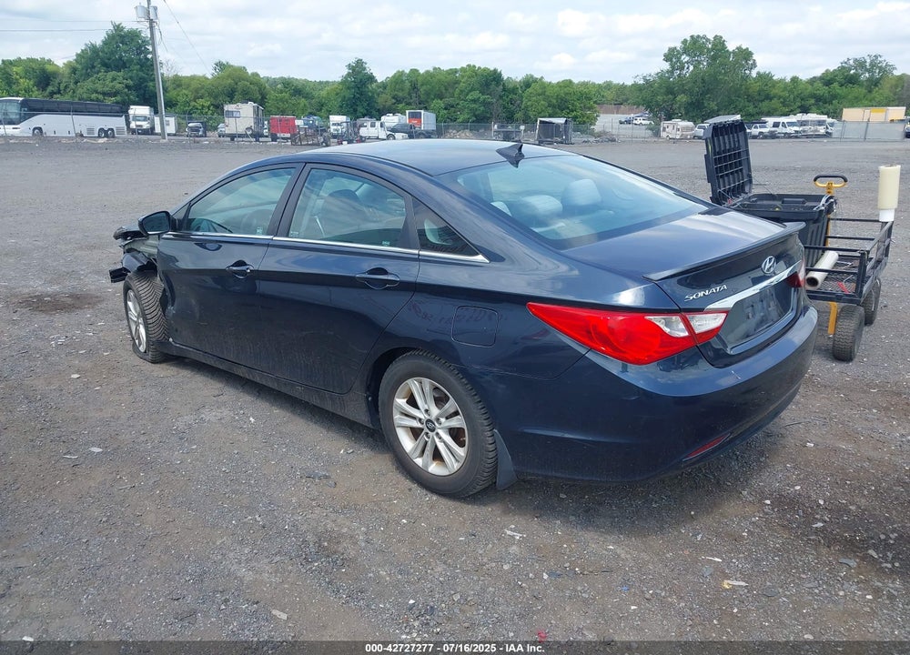 2013 HYUNDAI SONATA VIN: 5NPEB4AC0DH570475
