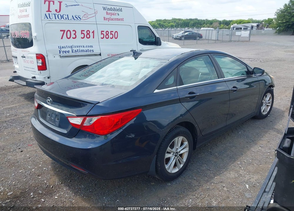 2013 HYUNDAI SONATA VIN: 5NPEB4AC0DH570475
