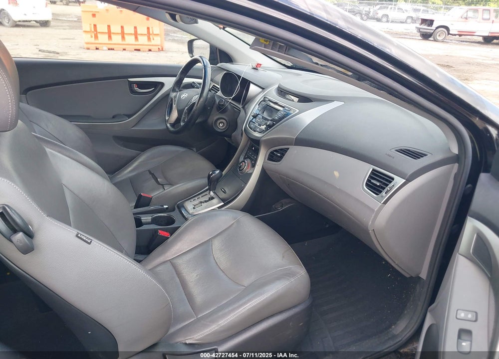 2013 HYUNDAI ELANTRA VIN: KMHDH6AE3DU019319