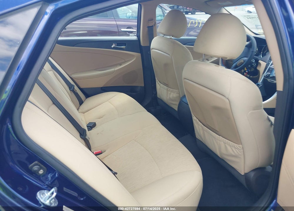 2011 HYUNDAI SONATA VIN: 5NPEB4AC9BH087404