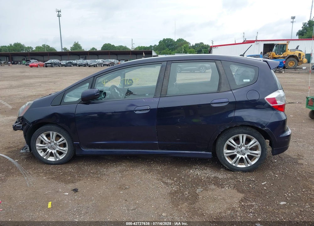 2009 HONDA FIT SPORT VIN: JHMGE884X9S050507