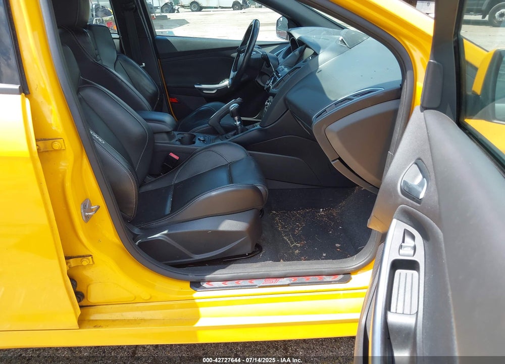 2014 FORD FOCUS ST VIN: 1FADP3L98EL127454