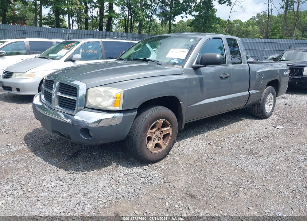 2005 DODGE DAKOTA SLT VIN: 1D7HW42N25S155393