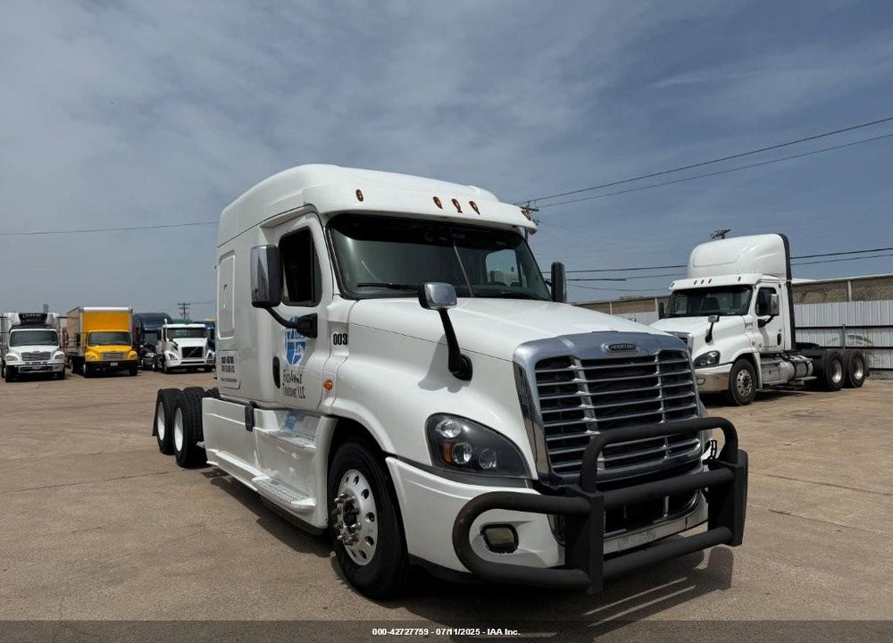 2018 FREIGHTLINER CASCADIA 125 --- VIN: 3AKJGLDV0JSJK1020