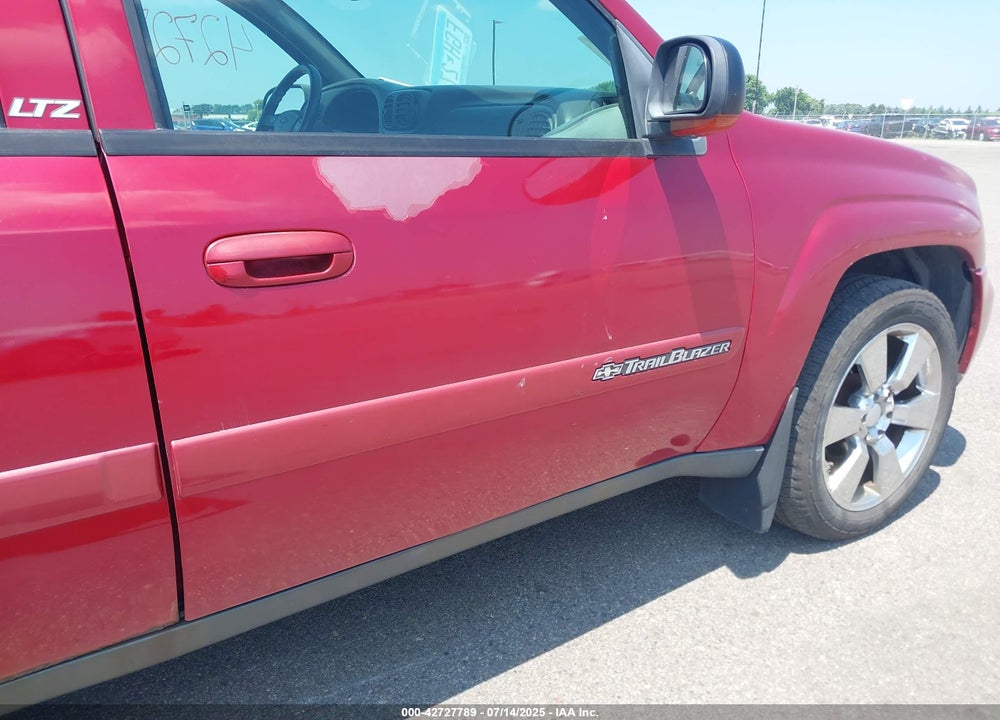 2003 CHEVROLET TRAILBLAZER LTZ VIN: 1GNDT13S332200317