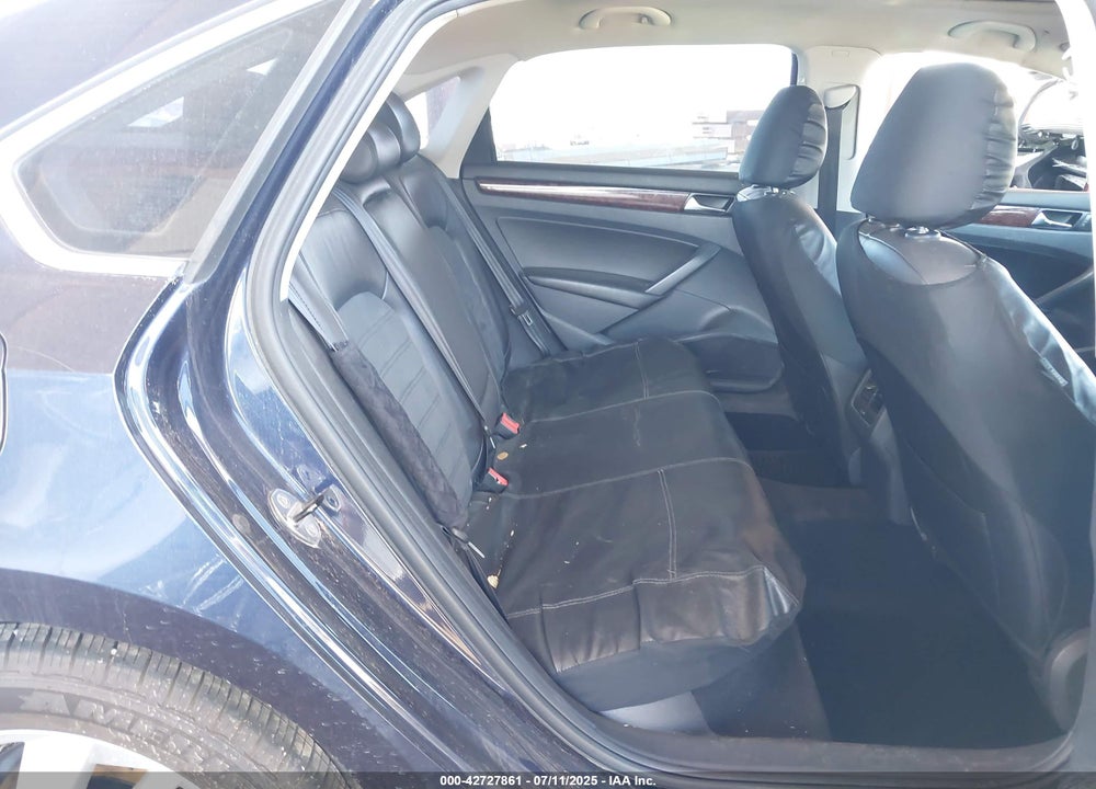 2013 VOLKSWAGEN PASSAT VIN: 1VWCN7A34DC146662
