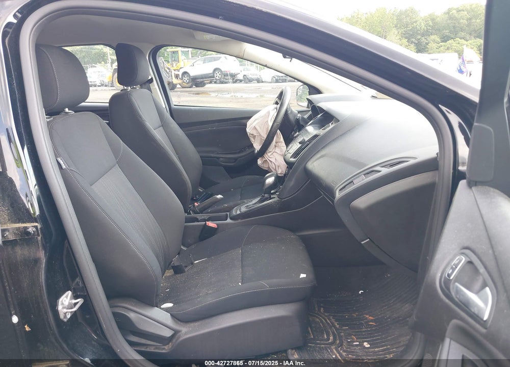 2018 FORD FOCUS VIN: 1FADP3K20JL254715