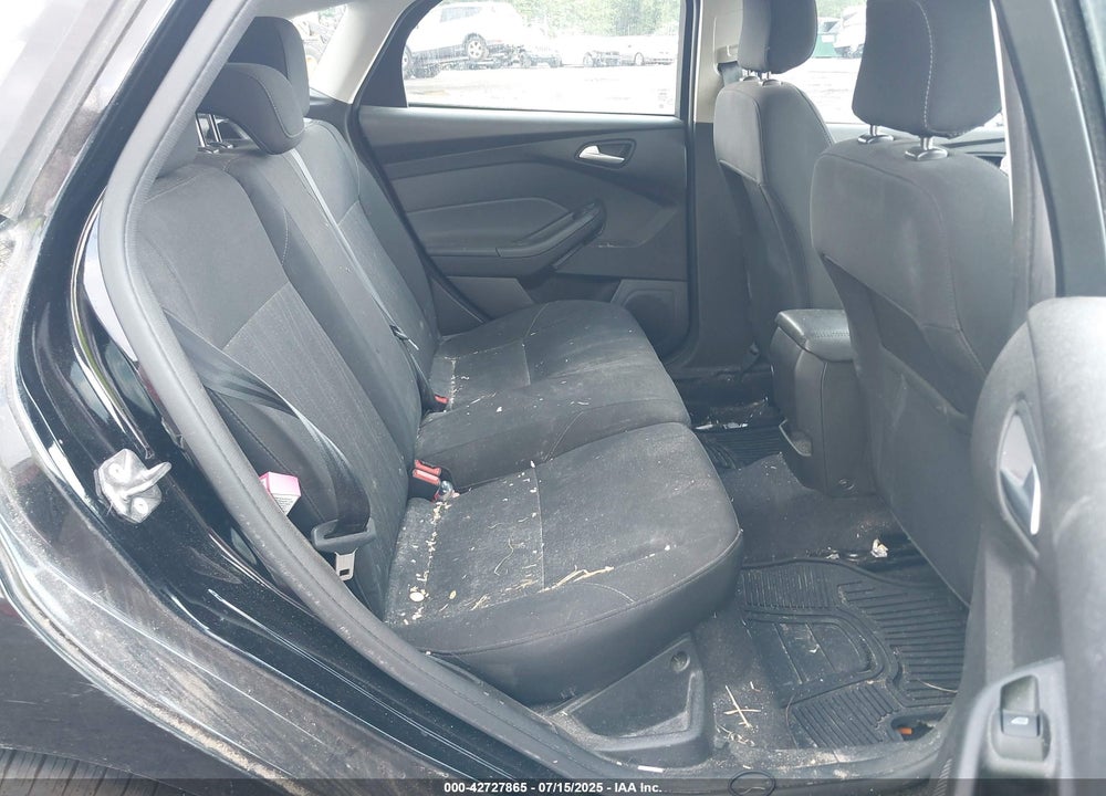 2018 FORD FOCUS VIN: 1FADP3K20JL254715