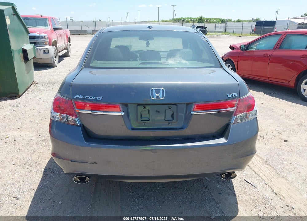 2011 HONDA ACCORD VIN: 1HGCP3F87BA015147