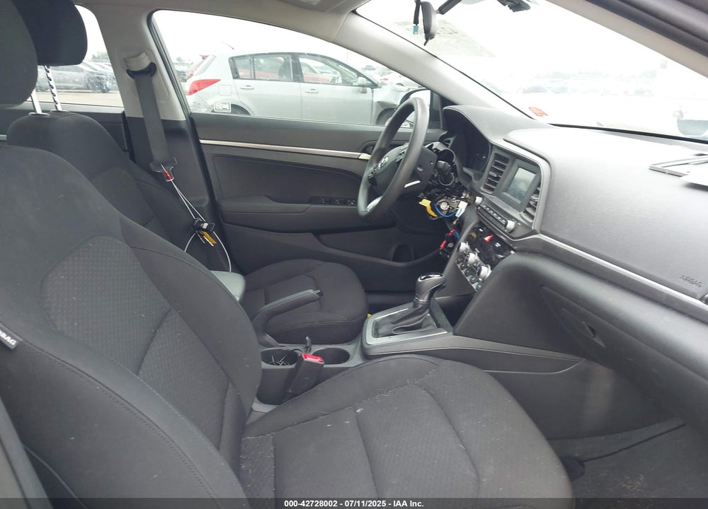 2020 HYUNDAI ELANTRA VIN: 5NPD74LF8LH526923