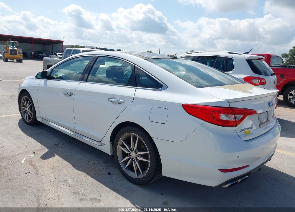 2015 HYUNDAI SONATA VIN: 5NPE34AB2FH041309