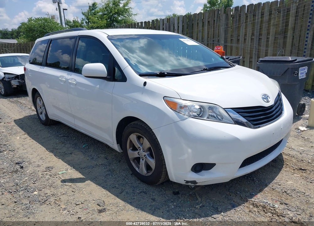 2011 TOYOTA SIENNA LE V6 VIN: 5TDKK3DC7BS056932