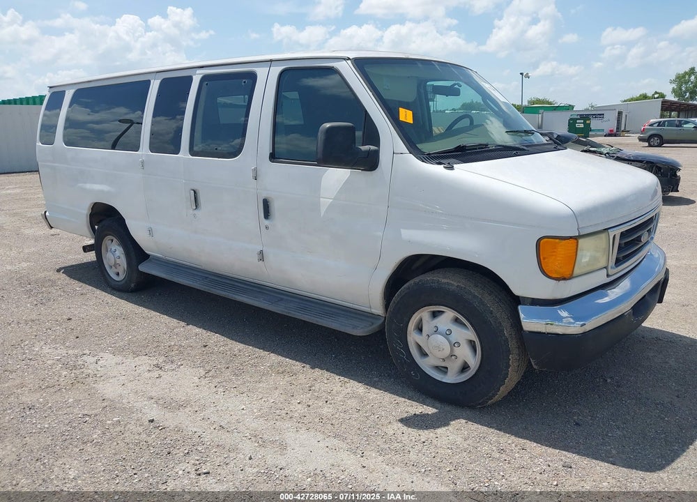 2003 FORD E-350 SUPER DUTY XL/XLT VIN: 1FBSS31L23HB10037