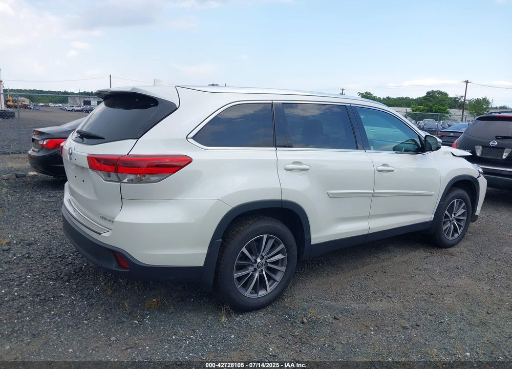 2019 TOYOTA HIGHLANDER VIN: 5TDJZRFH1KS567376