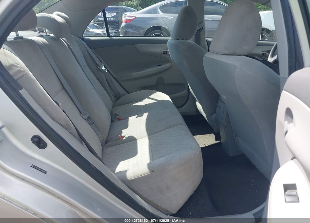 2009 TOYOTA COROLLA VIN: JTDBL40E999070933