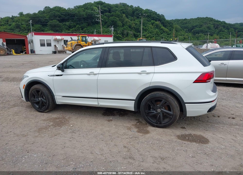 2024 VOLKSWAGEN TIGUAN VIN: 3VV8B7AX7RM009601