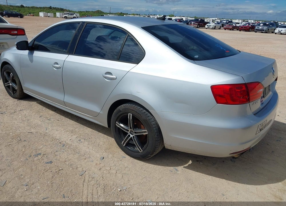 2011 VOLKSWAGEN JETTA 2.5L SE VIN: 3VWDX7AJ8BM350986
