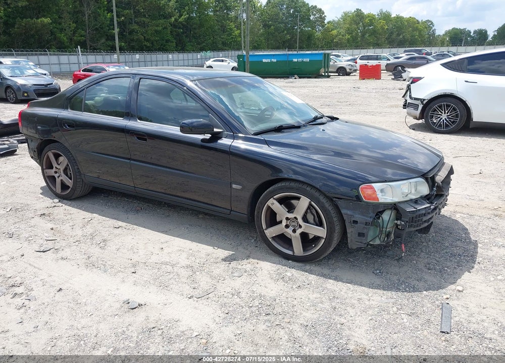 2004 VOLVO S60 R VIN: YV1RH52Y642373693