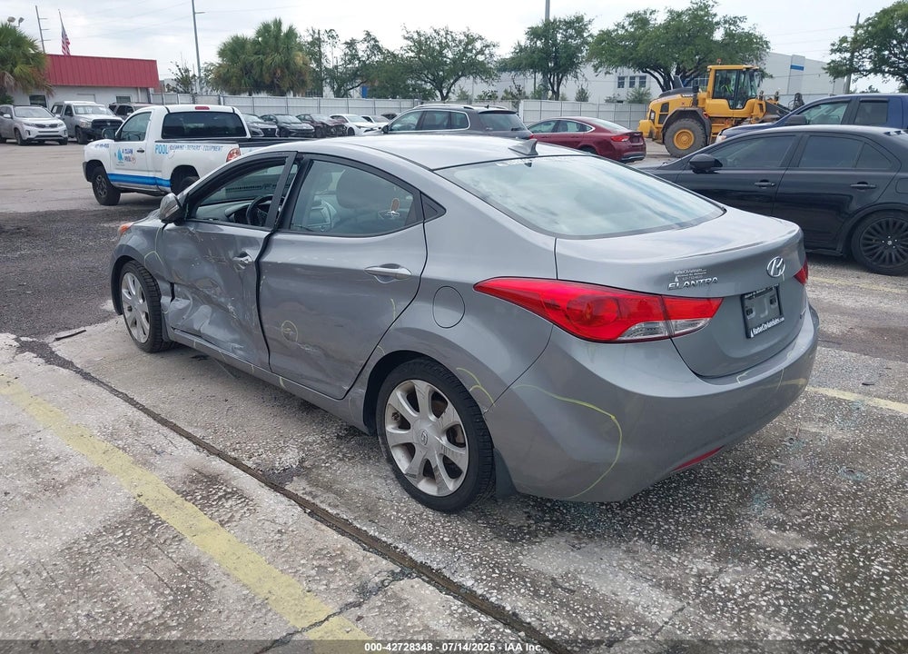 2013 HYUNDAI ELANTRA VIN: KMHDH4AE9DU890729