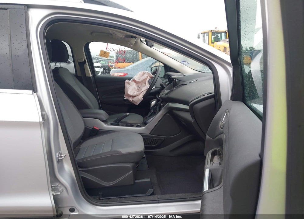 2016 FORD ESCAPE VIN: 1FMCU0GX2GUC24034