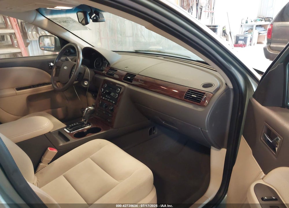 2008 FORD TAURUS VIN: 1FAHP24W78G143433