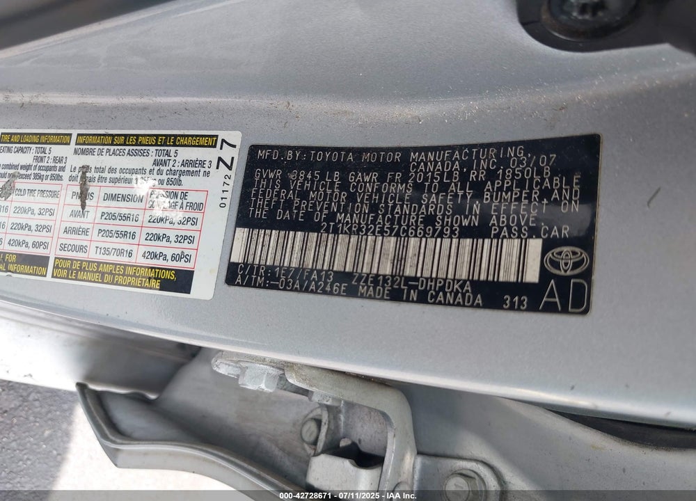 2007 TOYOTA MATRIX VIN: 2T1KR32E57C669793