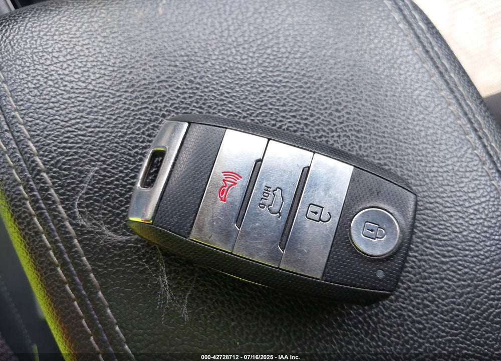 2018 KIA NIRO LX VIN: KNDCB3LC9J5127977