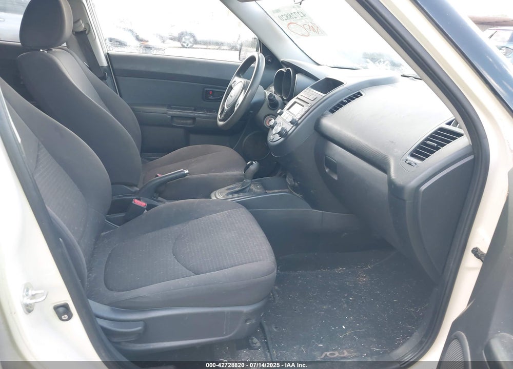 2013 KIA SOUL VIN: KNDJT2A5XD7768177