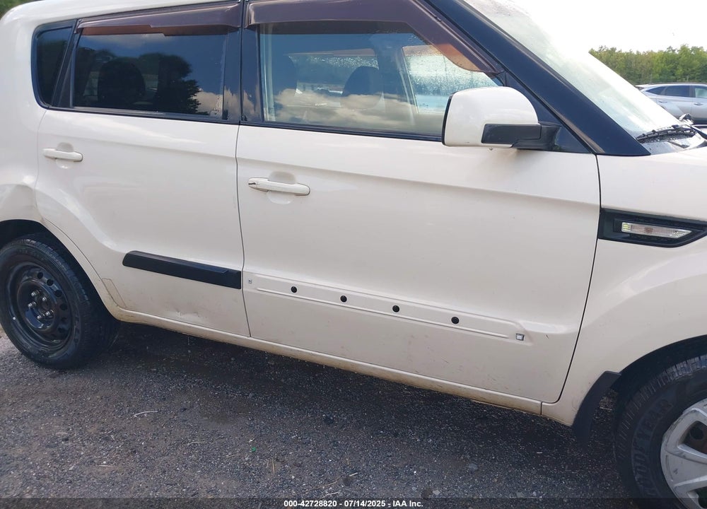 2013 KIA SOUL VIN: KNDJT2A5XD7768177