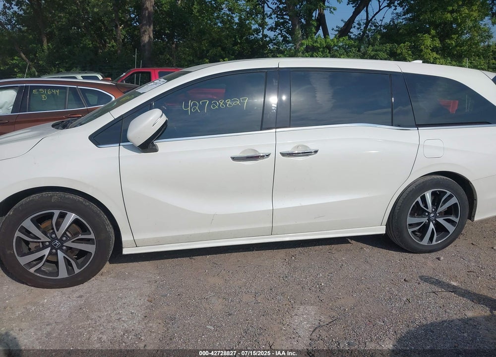 2018 HONDA ODYSSEY ELITE VIN: 5FNRL6H97JB084759