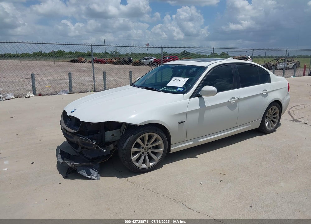 2011 BMW 3 SERIES VIN: WBAPH7G56BNN02757