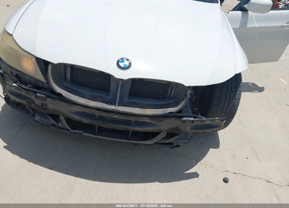2011 BMW 3 SERIES VIN: WBAPH7G56BNN02757
