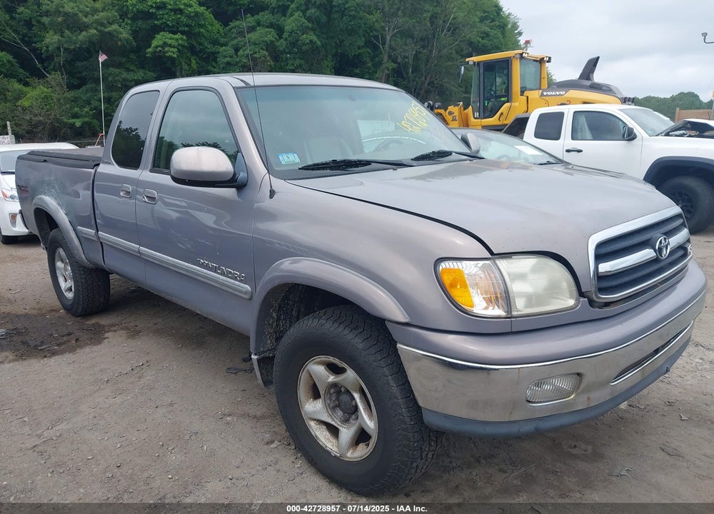 2000 TOYOTA TUNDRA LTD V8 VIN: 5TBBT481XYS107188