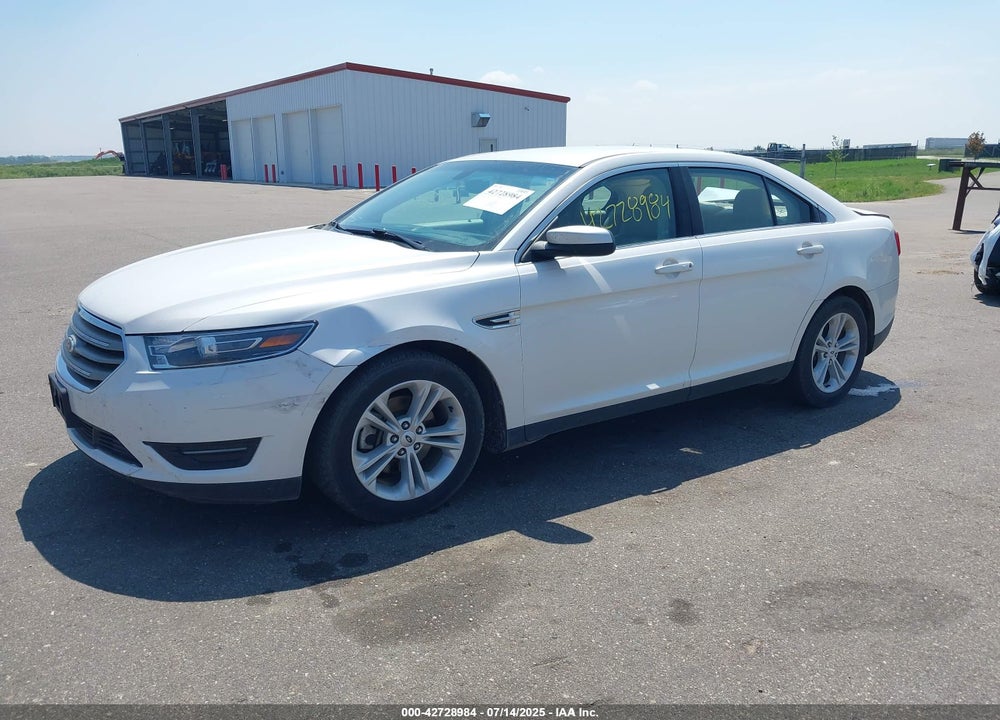 2015 FORD TAURUS VIN: 1FAHP2E82FG151517