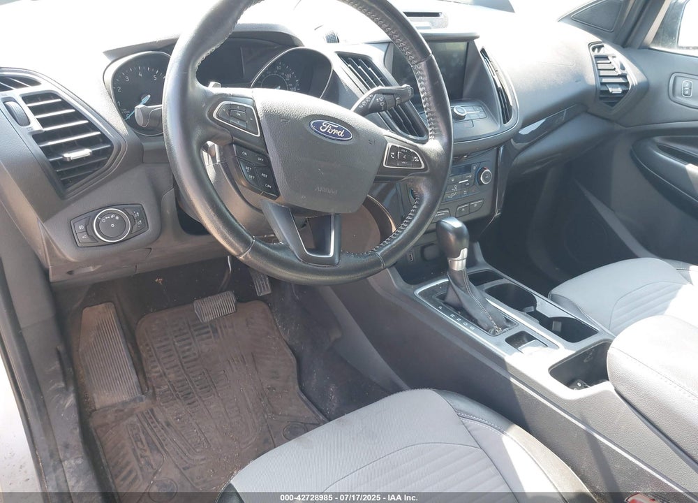 2017 FORD ESCAPE SE VIN: 1FMCU9G92HUE36178