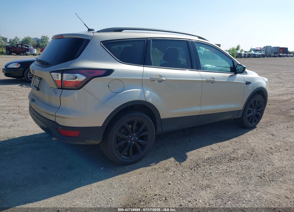 2017 FORD ESCAPE SE VIN: 1FMCU9G92HUE36178
