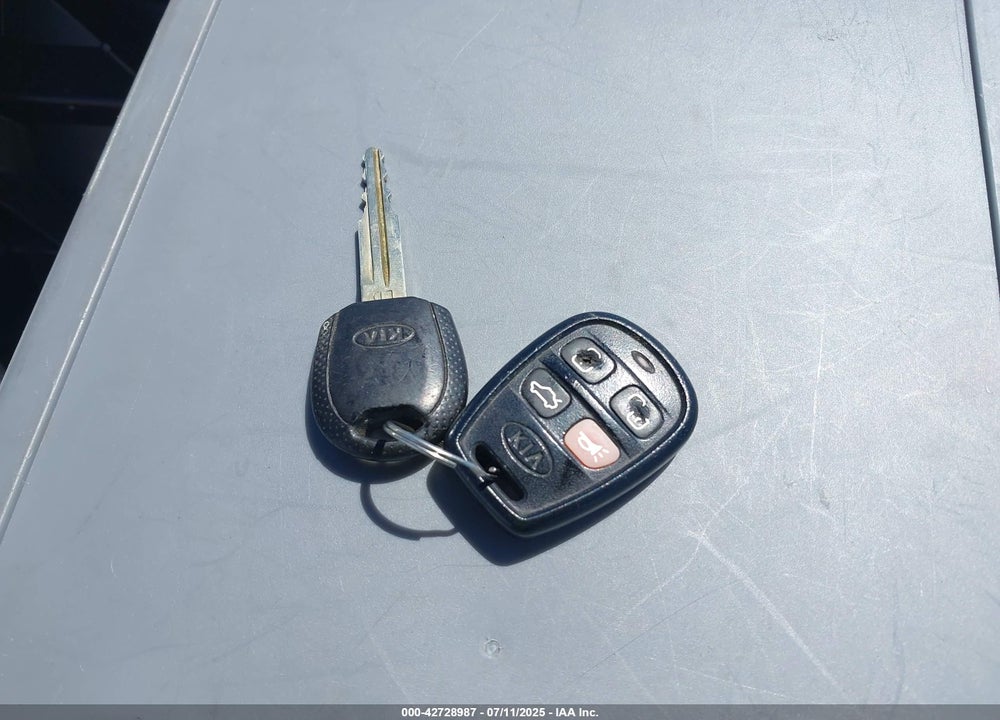 2006 KIA SPECTRA EX/LX/SX VIN: KNAFE121365326651