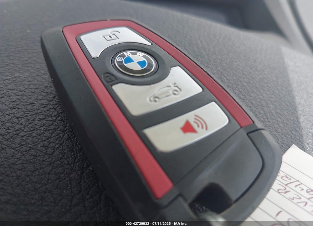 2017 BMW 3 SERIES VIN: WBA8B9C36HK885681