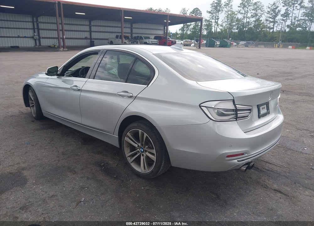 2017 BMW 3 SERIES VIN: WBA8B9C36HK885681