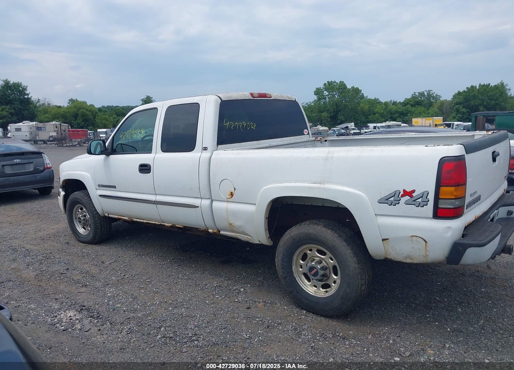 2007 GMC SIERRA VIN: 1GTHK29U47E155937