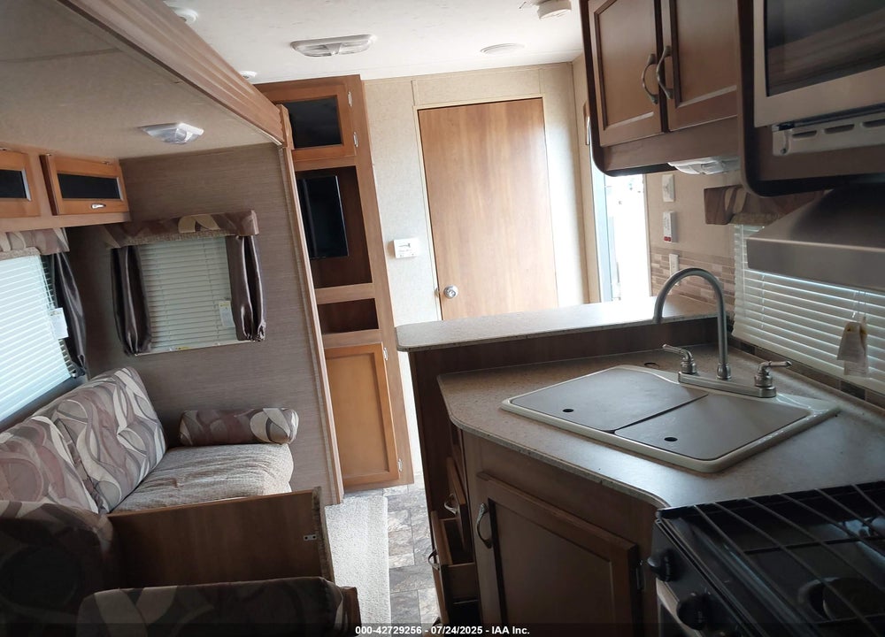 2015 COACHMEN CATALINA 31' BUMPER PULL VIN: 5ZT2CAUB0FA019876