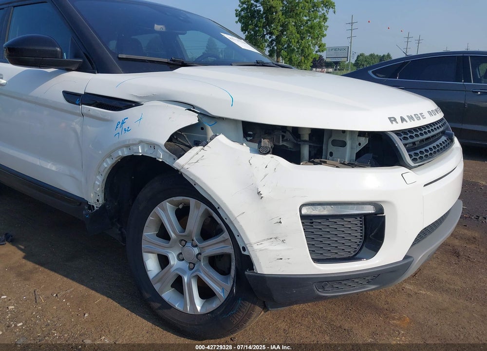 2018 LAND ROVER RANGE ROVER EVOQUE VIN: SALVP2RX9JH315470