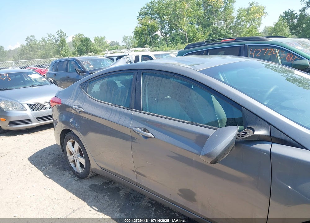 2013 HYUNDAI ELANTRA VIN: 5NPDH4AE8DH230065