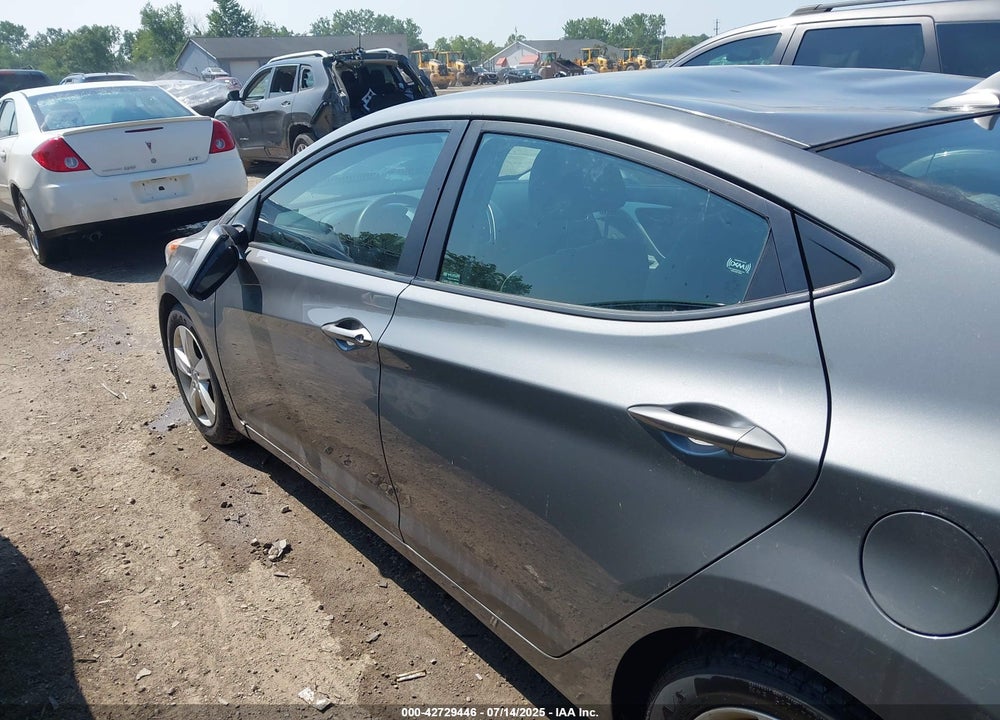 2013 HYUNDAI ELANTRA VIN: 5NPDH4AE8DH230065