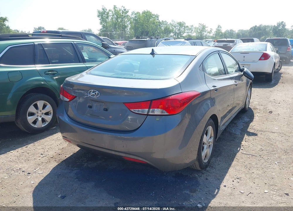 2013 HYUNDAI ELANTRA VIN: 5NPDH4AE8DH230065