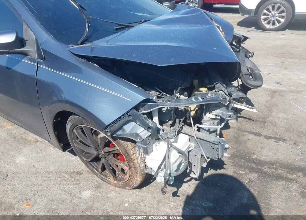2015 TOYOTA COROLLA LE VIN: 2T1BURHE2FC277278